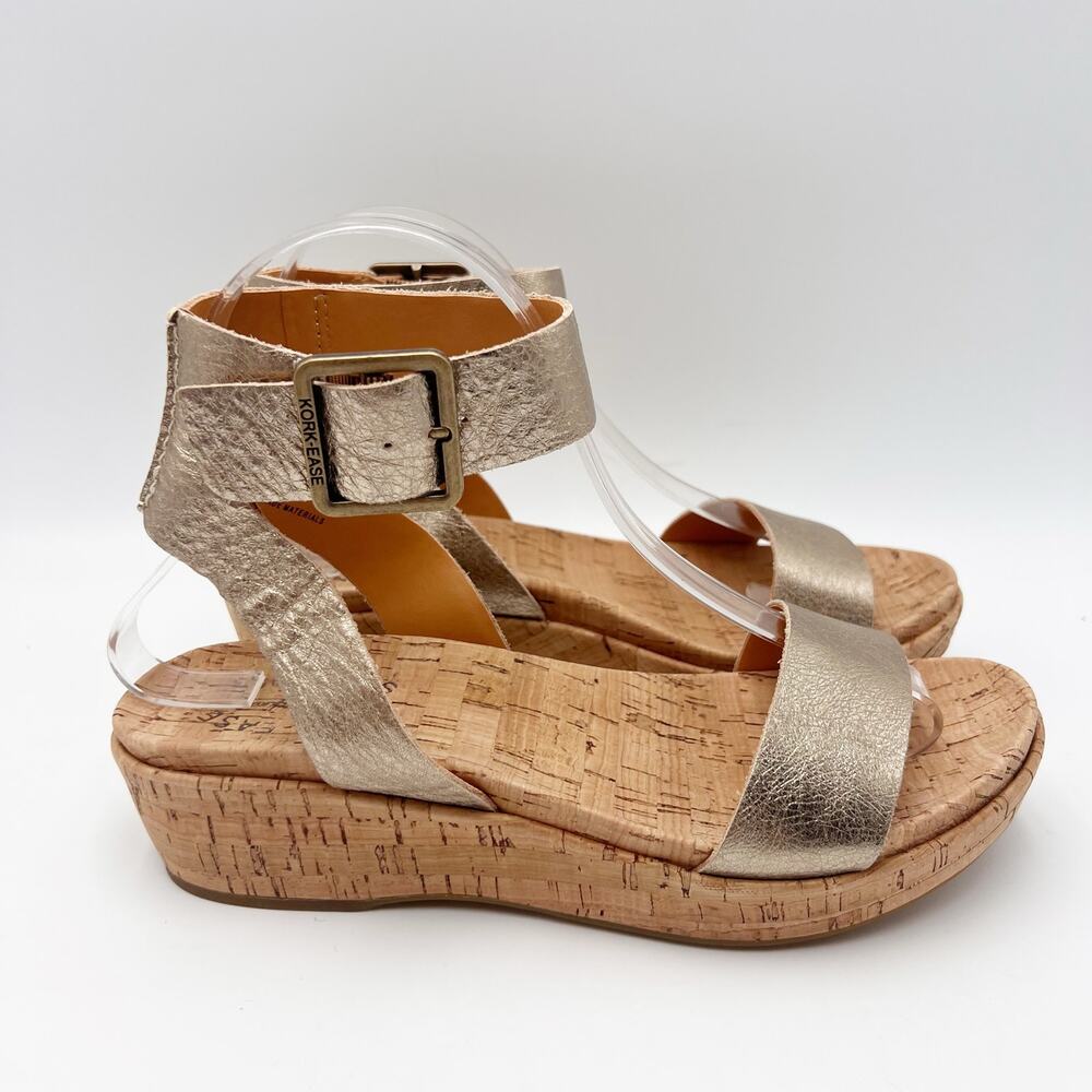Kork Ease Womens Mullica Wedge Sandals Size 7 Soft Gold Leather NWOB